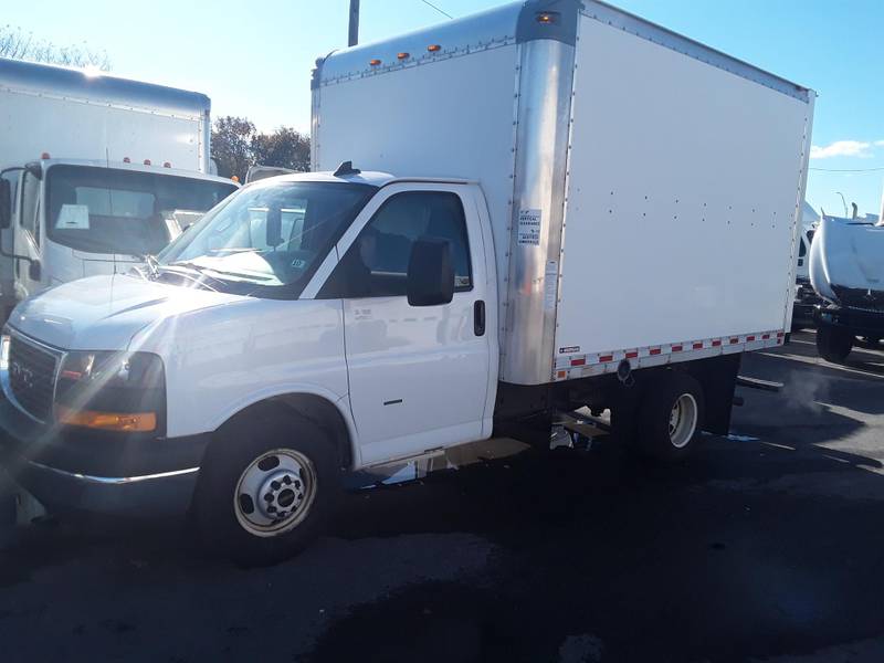 Used gmc savana cutaway 2024 box truck for sale